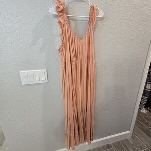 Chic Sleeveless Peach Maxi Dress